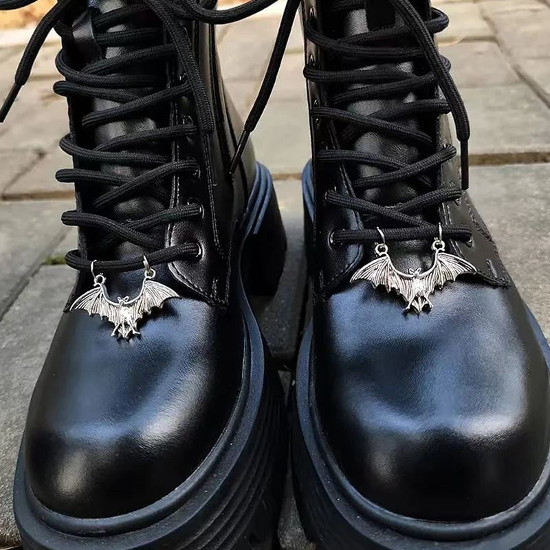 Gothic Skull Moth Metal Shoe Chain for Combat Boots – Punk Goth Street Style Jewelry Accessory