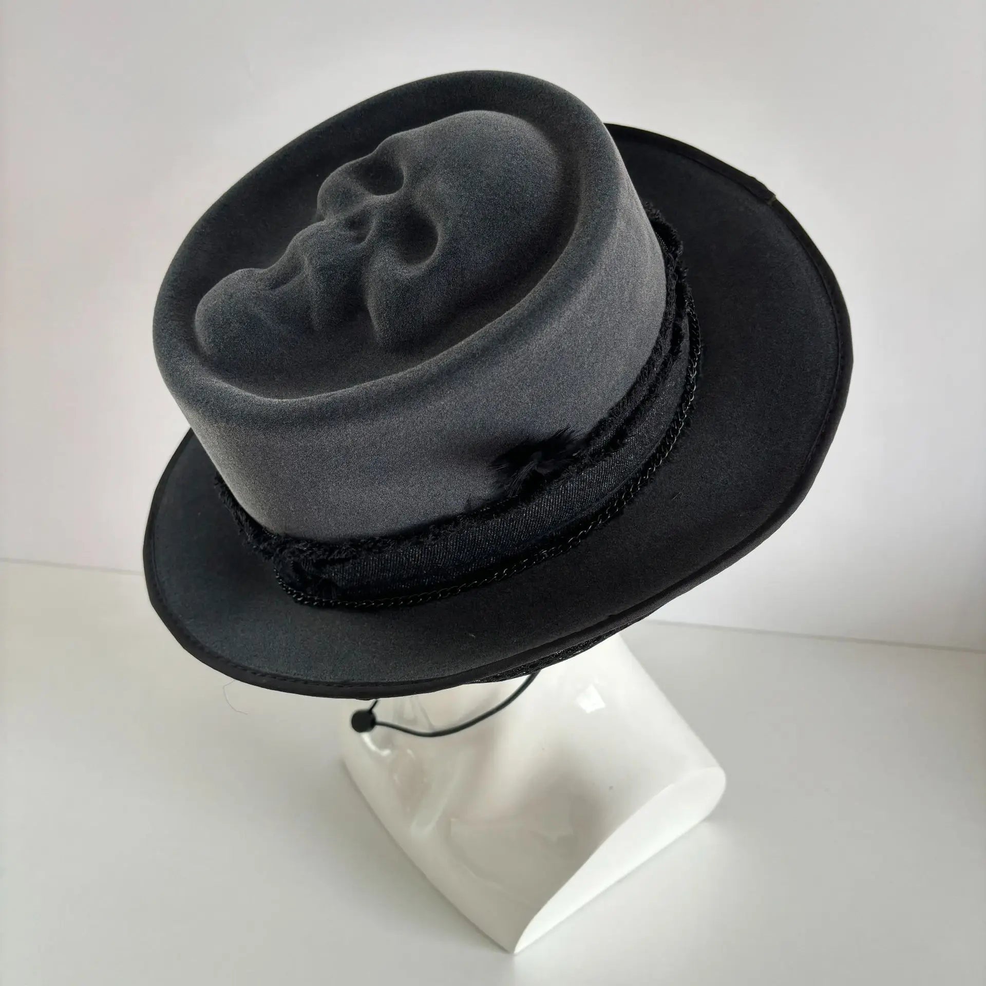 Black Gothic Cowboy Hat Unique Headwear Halloween Party Accessory Skull Cowboy Hat Spooky Headwear Festival Cowboy Caps Ornament