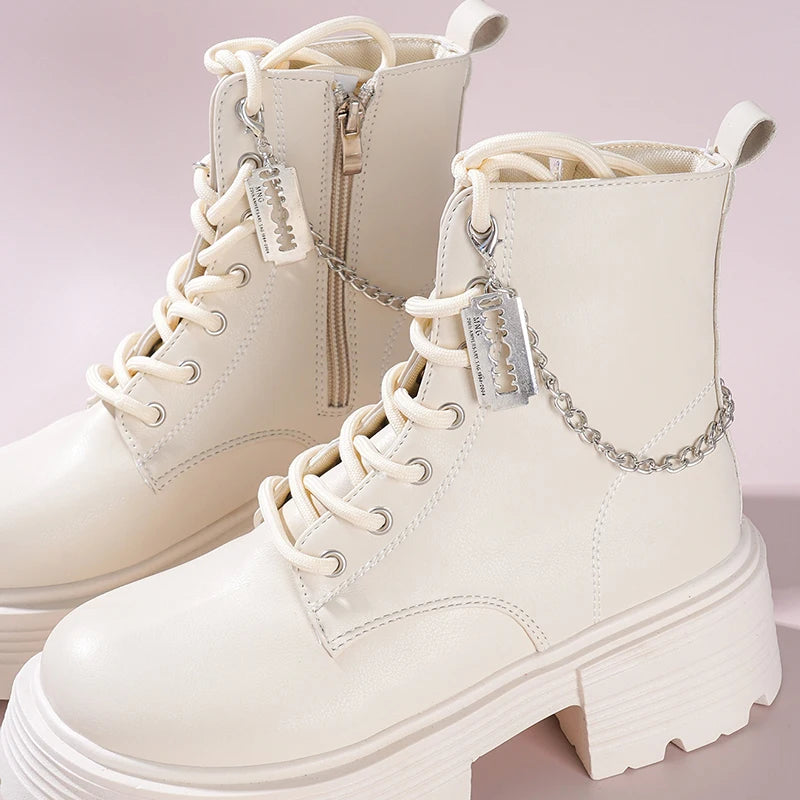Gothic Skull Moth Metal Shoe Chain for Combat Boots – Punk Goth Street Style Jewelry Accessory
